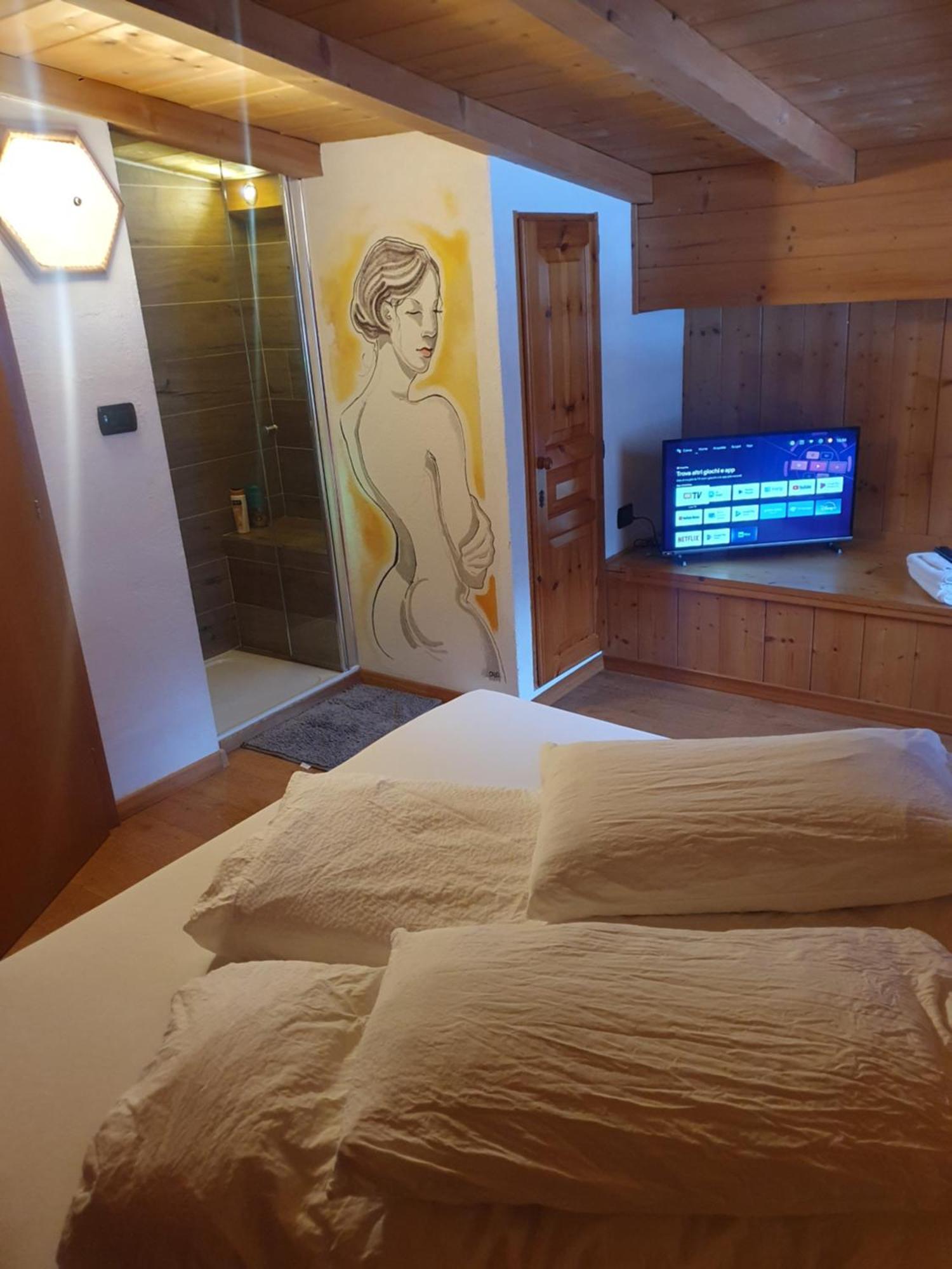 Casa Claudio-Appartamenti In Centro カンピテッロ・ディ・ファッサ エクステリア 写真