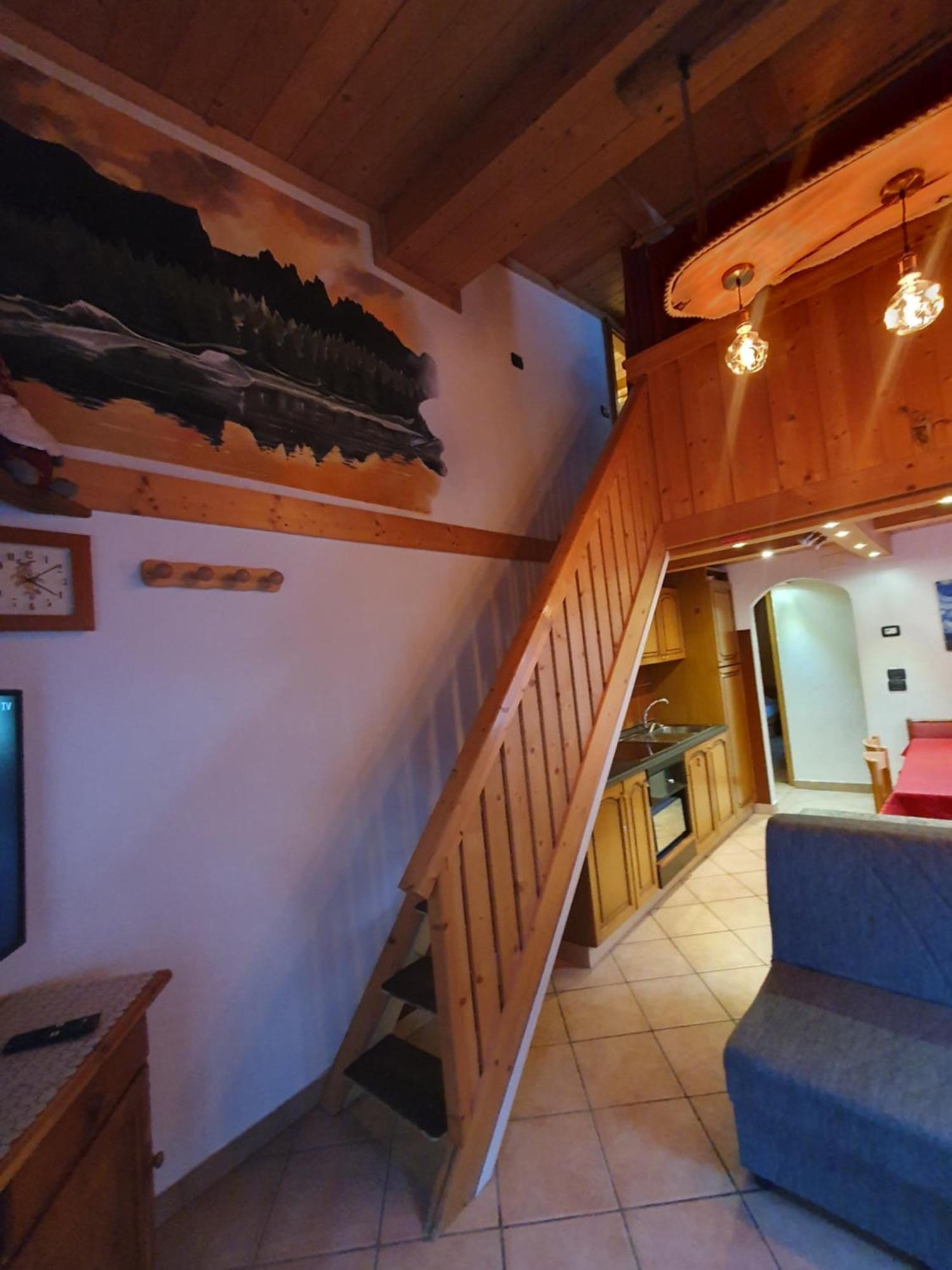 Casa Claudio-Appartamenti In Centro カンピテッロ・ディ・ファッサ エクステリア 写真